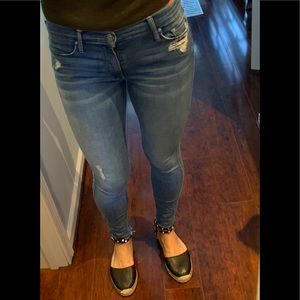 Black Orchid skinny  blue jean Noah Ankle Fray 25